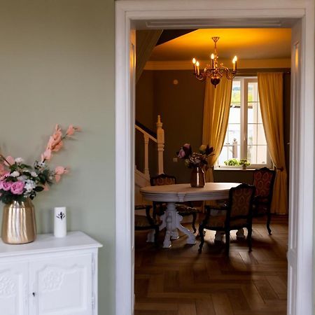 Ferienwohnung The Corner House Hunedoara Exterior foto